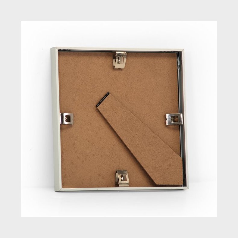 CADRE 670 ALU MAT 20X20