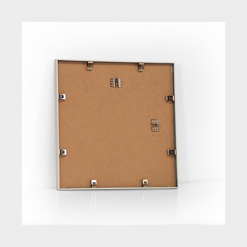 CADRE 670 ALU MAT 40X40